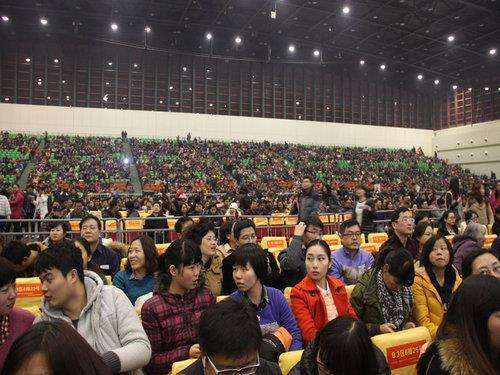 演唱會(huì )安檢連續發(fā)現兩起危險品
